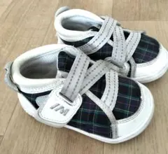 Item thumbnail for item 4f33b229-b674-40c7-adc2-463f41f448a9