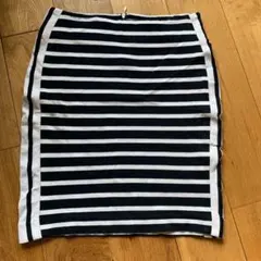バナナリパブリック ボーダースカート