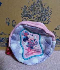 ディズニー　パルパルーザ　ミニーのファンダーランド　カプセルトイ　パープル