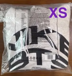 NIKE × BTS コラボフーディー XSサイズのサムネイル