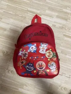アンパンマン　リュック　赤