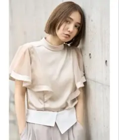 【美品】FRAY I.D ウイングスリーブブラウス BEG ベージュのサムネイル
