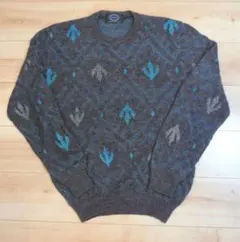 Item thumbnail for item 420f2d4f-4e87-4119-b0d8-41182dbfd99e