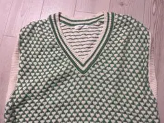 niko and... Vネックニットベスト