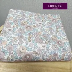 50cリバティ★綿オックス生地はぎれ布★かわいらしい花柄ベッツィのベージュ系