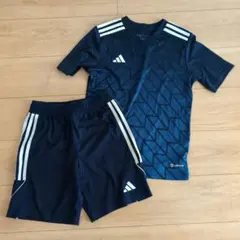 アディダス　ジュニア　Tシャツパンツセット