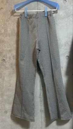 千鳥柄フレアパンツ
