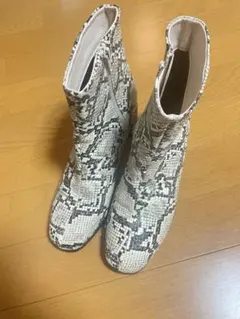パイソン柄　ブーツ　ニコアンド　Mのサムネイル