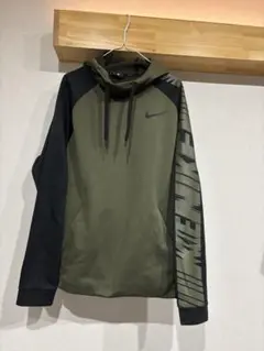 NIKE パーカー カーキ×ブラック