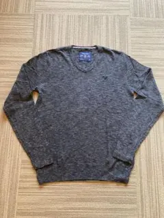 アメリカンイーグル　vネックニット