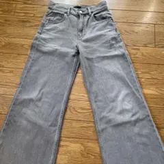 【美品】UNIQLO ドレープワイドフレアジーンズ 　サイズ22 56㌢