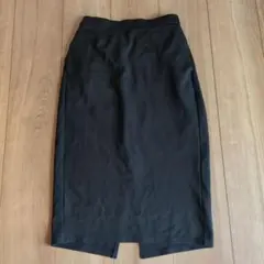 GU　黒 タイトスカート 後ろスリット ゴムウエスト