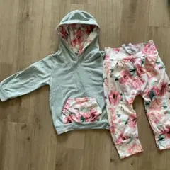 ベビー服　花柄セットアップ