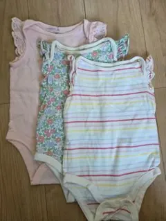 GAPロンパース3枚セット