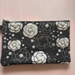 ハンドメイド　カメリアパール柄　フラットポーチ