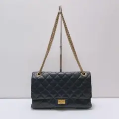 CHANEL黒いレザーショルダーバッグ キルティングad