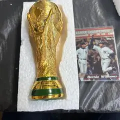 【公式認可商品】FIFAワールドカップ2022トロフィー 購入価格30,250円 公式認可商品】FIFAワールドカップ2022トロフィー 購入価格