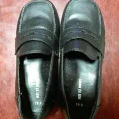 子供　コムサ　イズムの靴