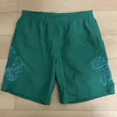 美品　Supreme ハーフパンツ L グリーン　ショートパンツのサムネイル