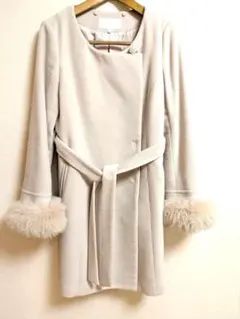 ☘️プロポーションドレッシングベージュ フェイクファー 袖ラップコート3号