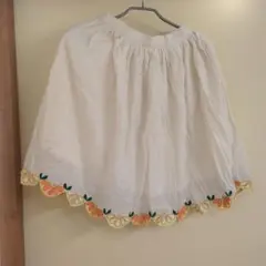 ☆フルーツ刺繍 フレアスカート ホワイトのサムネイル