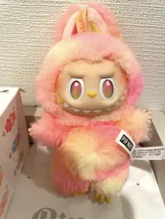 LABUBU THE MONSTERS Big into Energy