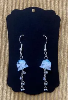 ハンドメイドピアス　涼やかクラゲ/イヤリング変更可