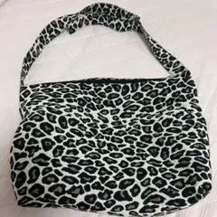 ヒョウ柄ショルダーバック