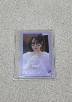 LOVE 野口衣織 lori ミニフォトカード 2025 Vol.10 - メルカリ