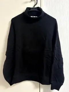 タートルネック スウェット