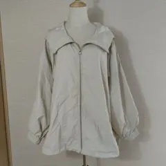 フード付きナイロンジャンパー　アイボリー　M　関西ファッション連合