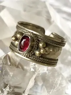 上品な輝き✴︎シルバープレートロードライトガーネット指輪