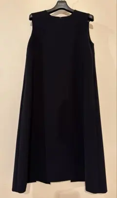 フォクシーニューヨーク　後ボックスプリーツワンピース　38サイズ