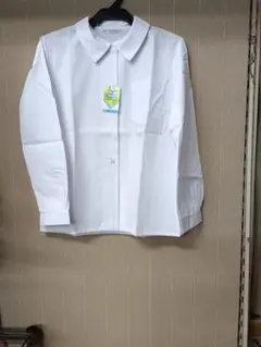 スクールブラウス