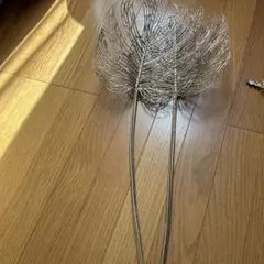 シルバーの金属製インテリア装飾