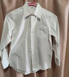 130サイズ 白 長袖シャツ