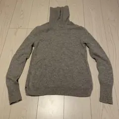 ユニクロ　レディース　 カシミヤ　１００% タートルネック　セーター