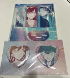 コナンランド ペアシリーズ アクスタ 缶バッジ 工藤新一＆毛利蘭