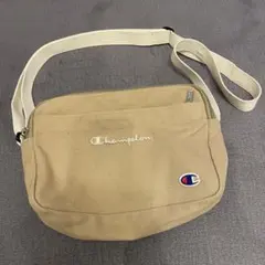 Champion ベージュ ショルダーバッグ　チャンピョン