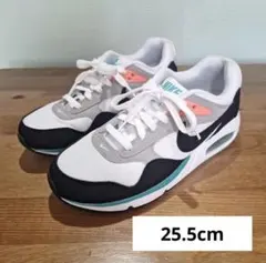 【美品】NIKEWMNSAIRMAXCORRELATE 25.5cm 黒/緑のサムネイル