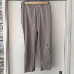 UNIQLO グレー チェック柄 スラックス