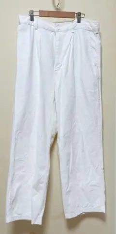 GU　ホワイトシェフパンツ