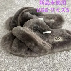 UGG グレー ファーサンダル - メルカリ