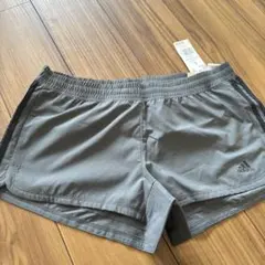 アディダス　ランニングパンツ ショートパンツ レディース