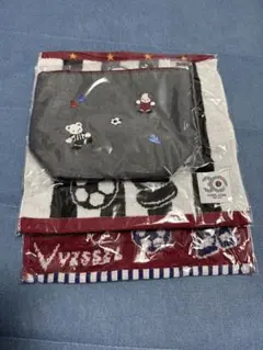 familiar｜VISSEL KOBE】コラボポーチ - メルカリ