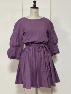 Lily Brown コットン100% パープル　ボリューム袖フレアーワンピース