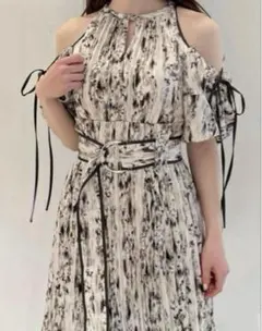 SNIDEL スナイデル 2WAYボリュームスリーブプリントワンピース　0サイズ