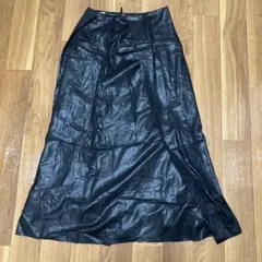バレンシアガ　スカート　ブラック　M ロングのサムネイル