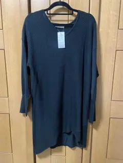 ブラック　チュニック ［新品・未使用］