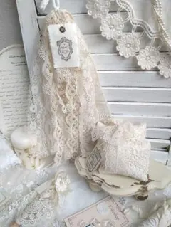 〜＊アンティーク調　レースタッセル　クッションアレンジ＊〜